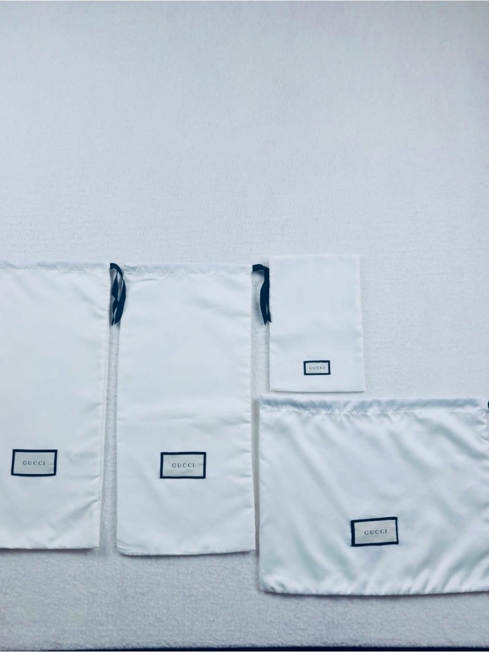 SET OF 4 GUCCI DUST BAGS WHITE SATIN BLACK LOGO 600330 MIXED SIZES